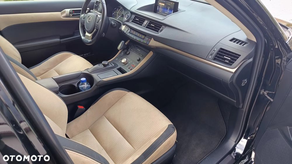 Lexus CT 200h Business Edition - 7