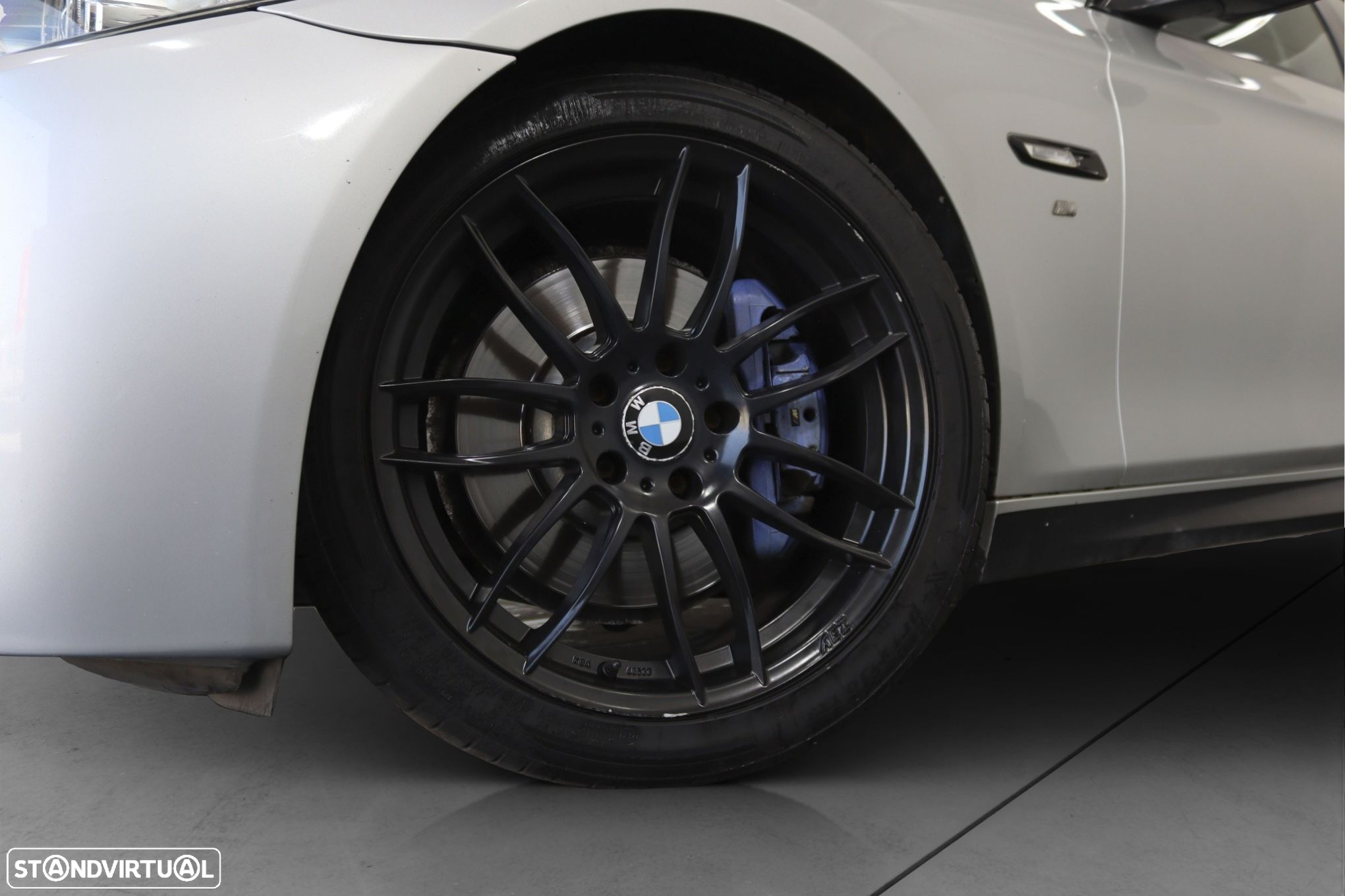 BMW 528 i xDrive Pack M Auto - 17