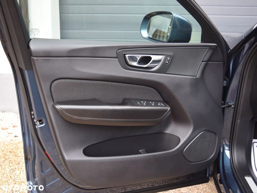 Volvo XC 60 D3 Momentum Pro - 18