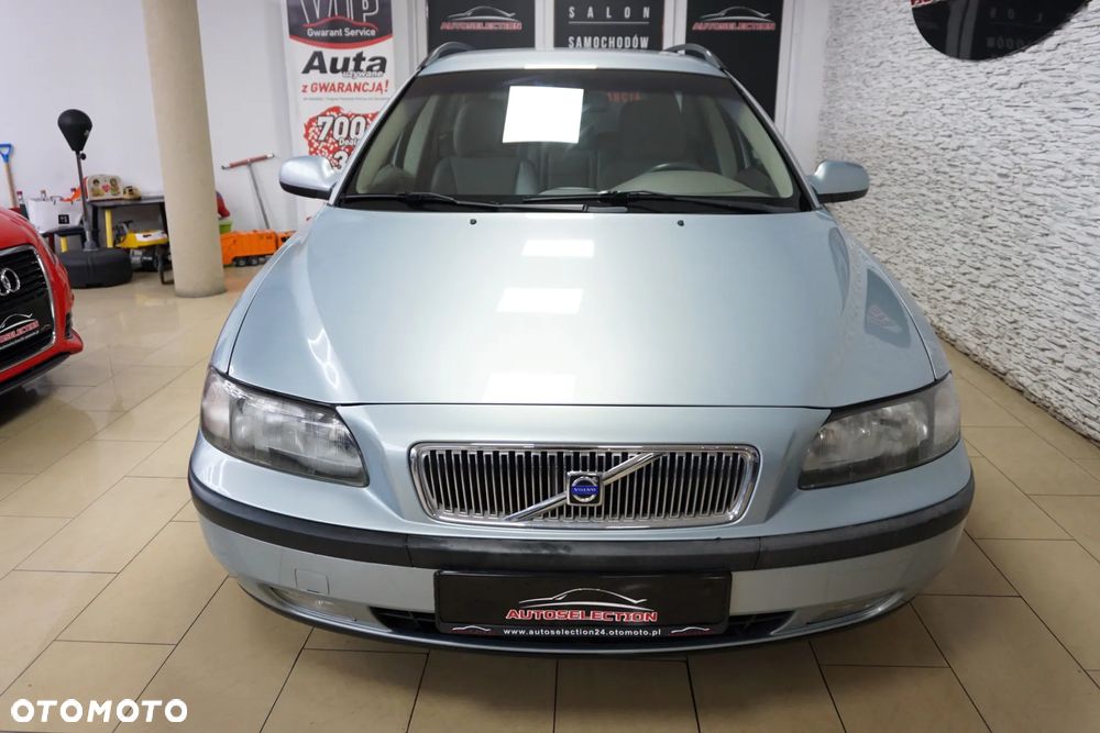Volvo V70 D5 Comfort - 2
