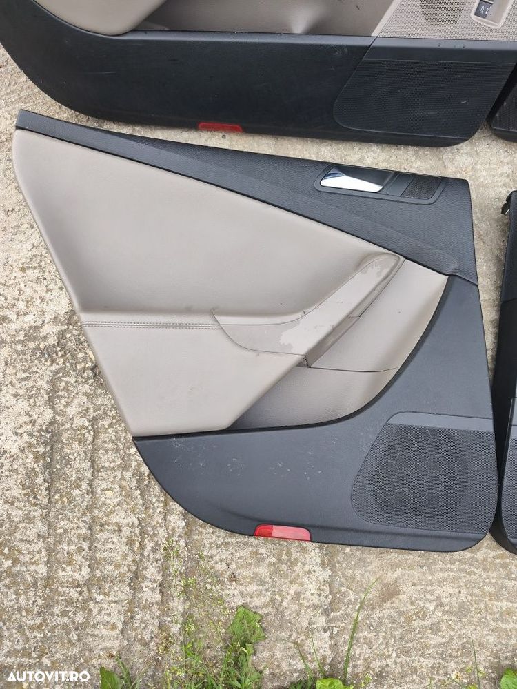 Set fețe de uși Volkswagen Passat B6 break variant - 4