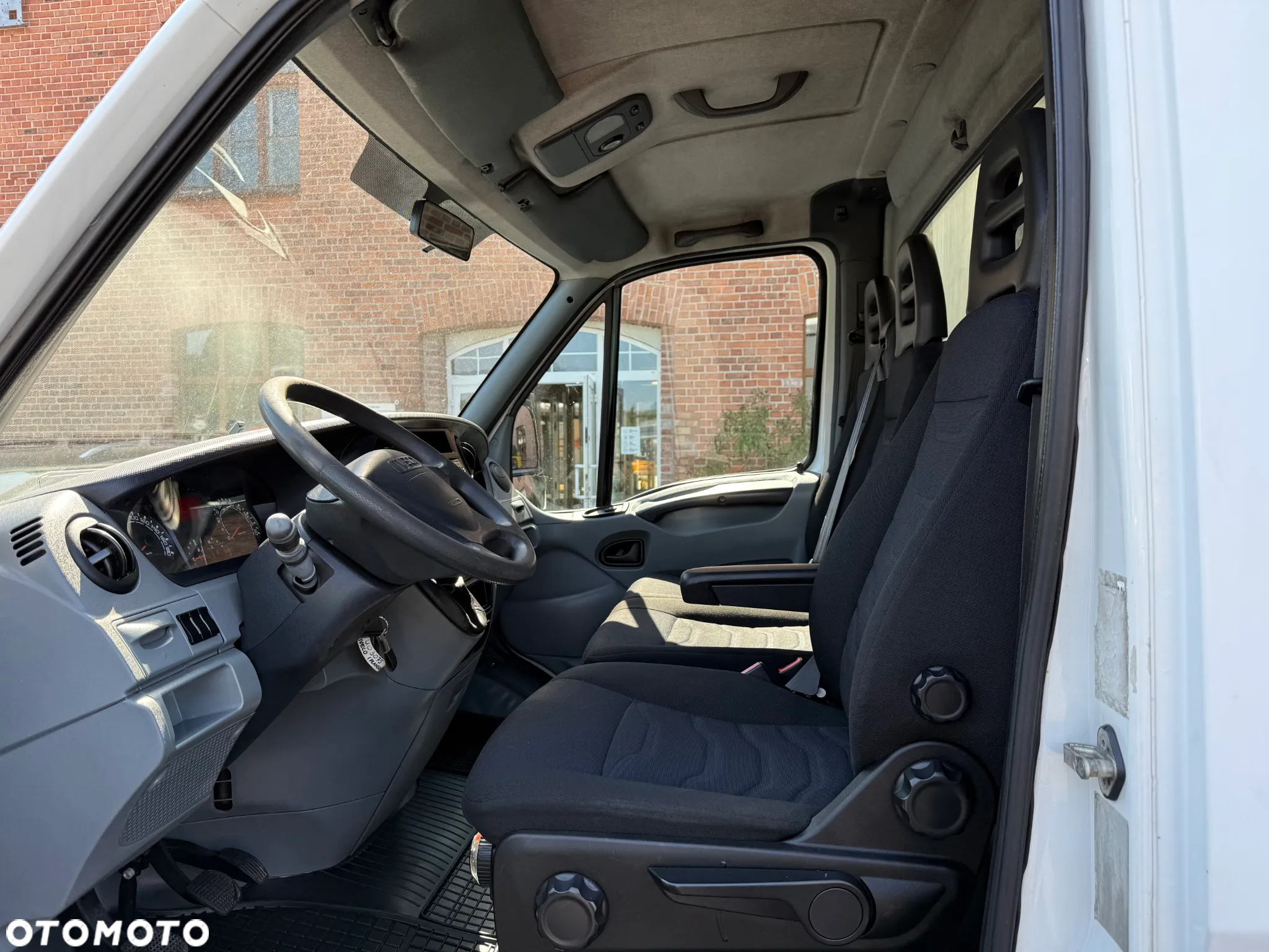 Iveco DAILY 35S18 - 21