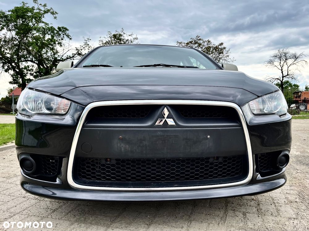 Mitsubishi Lancer 1.8 Intense - 3