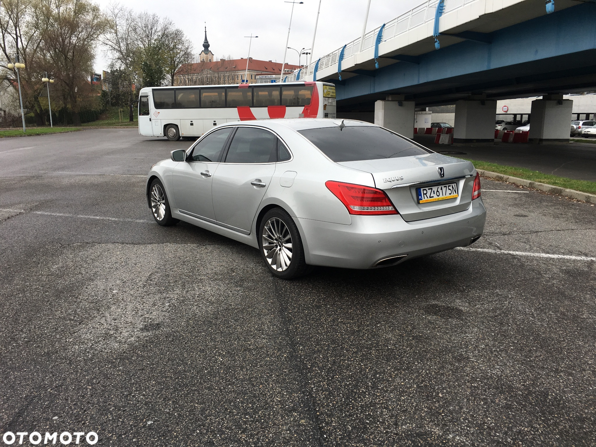 Hyundai Equus - 7