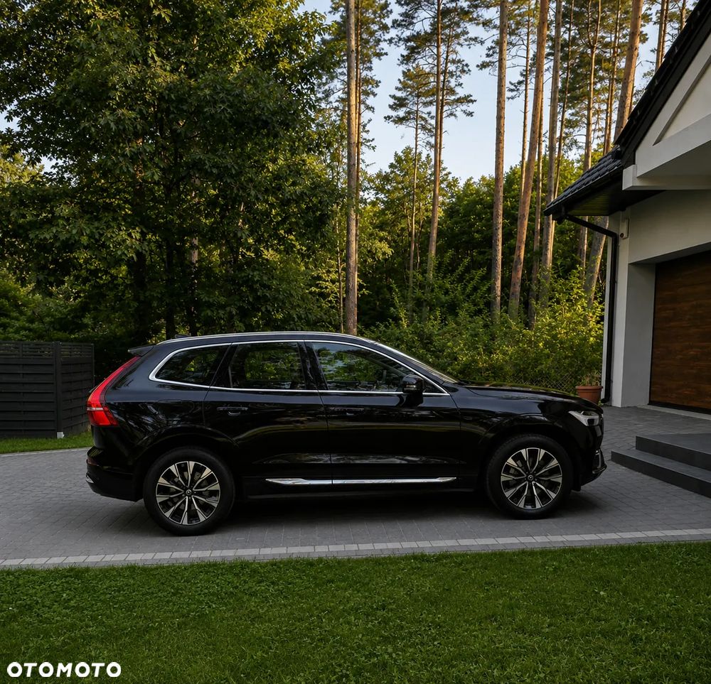 Volvo XC 60 B4 D AWD Plus Bright - 6