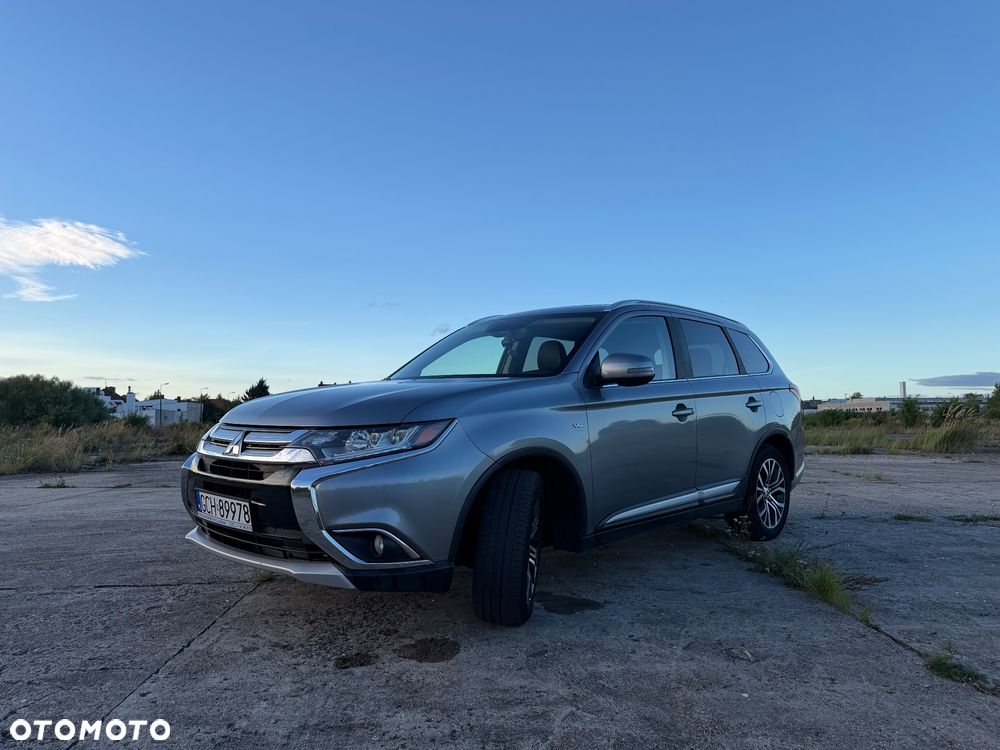 Mitsubishi Outlander - 7