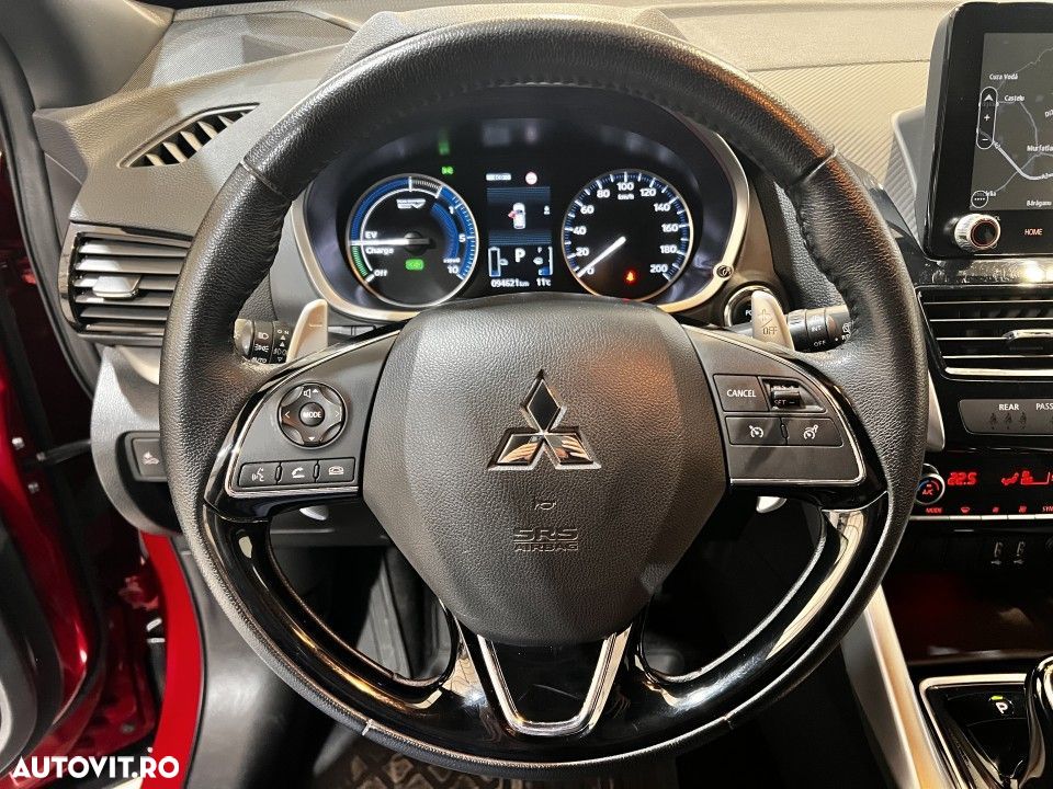 Mitsubishi Eclipse-Cross - 21