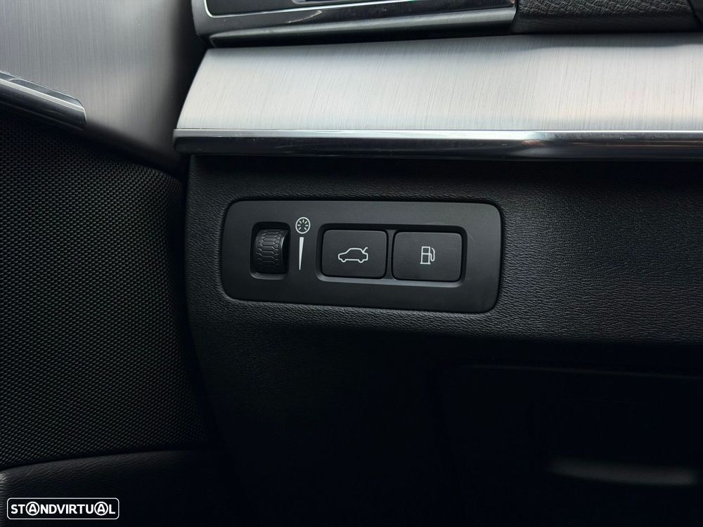 Volvo XC 90 2.0 T8 PHEV Inscription Expression AWD - 30