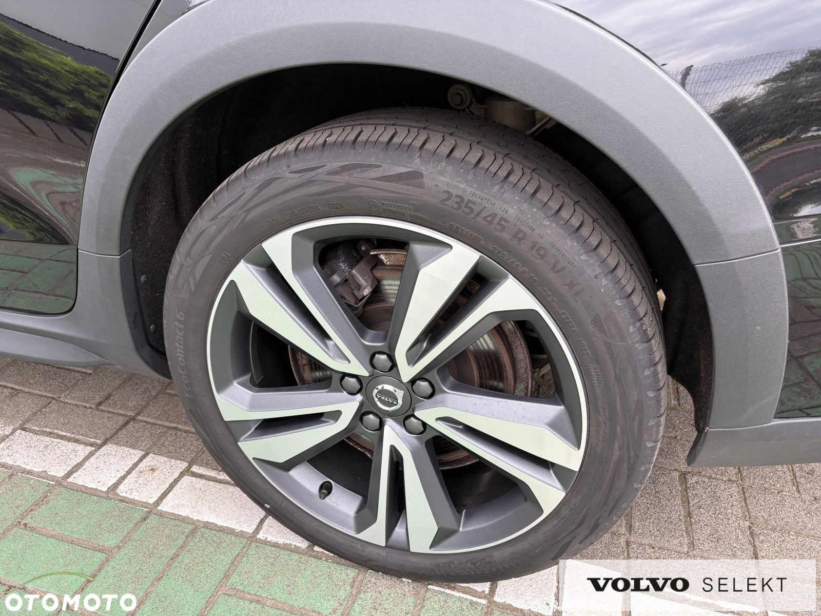 Volvo V60 Cross Country - 36