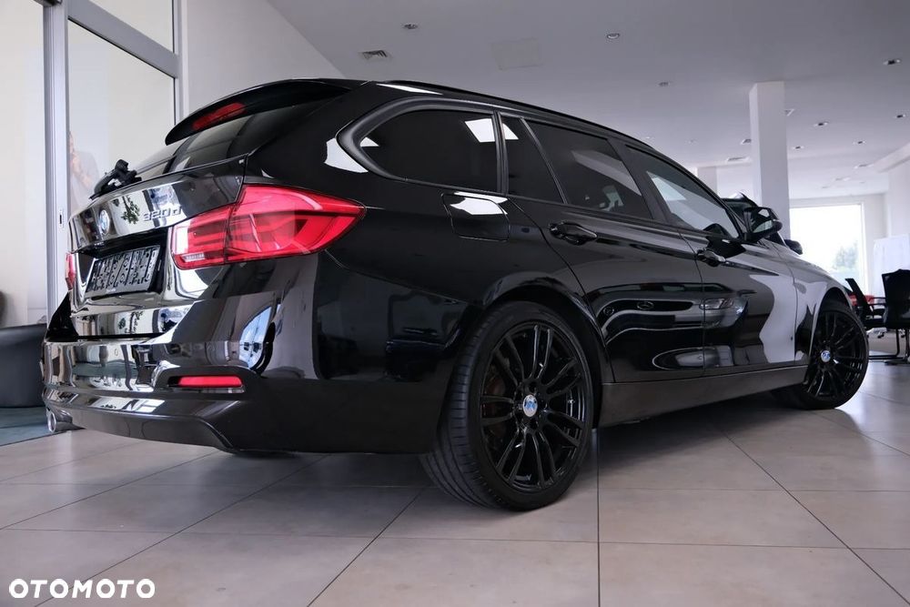 BMW Seria 3 320d Edition M Sport Shadow - 9