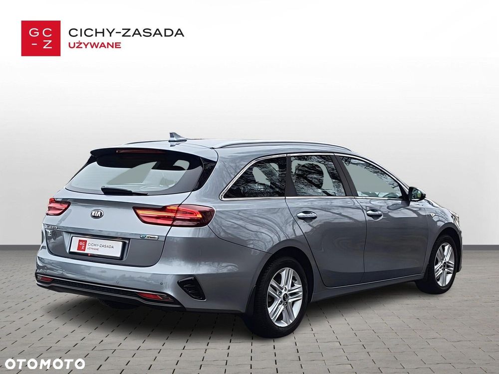 Kia Ceed - 5