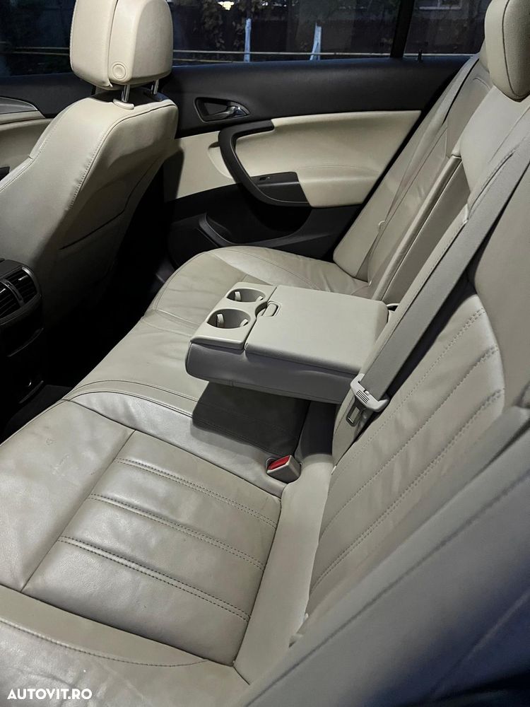 Opel Insignia 2.0 CDTI - 17