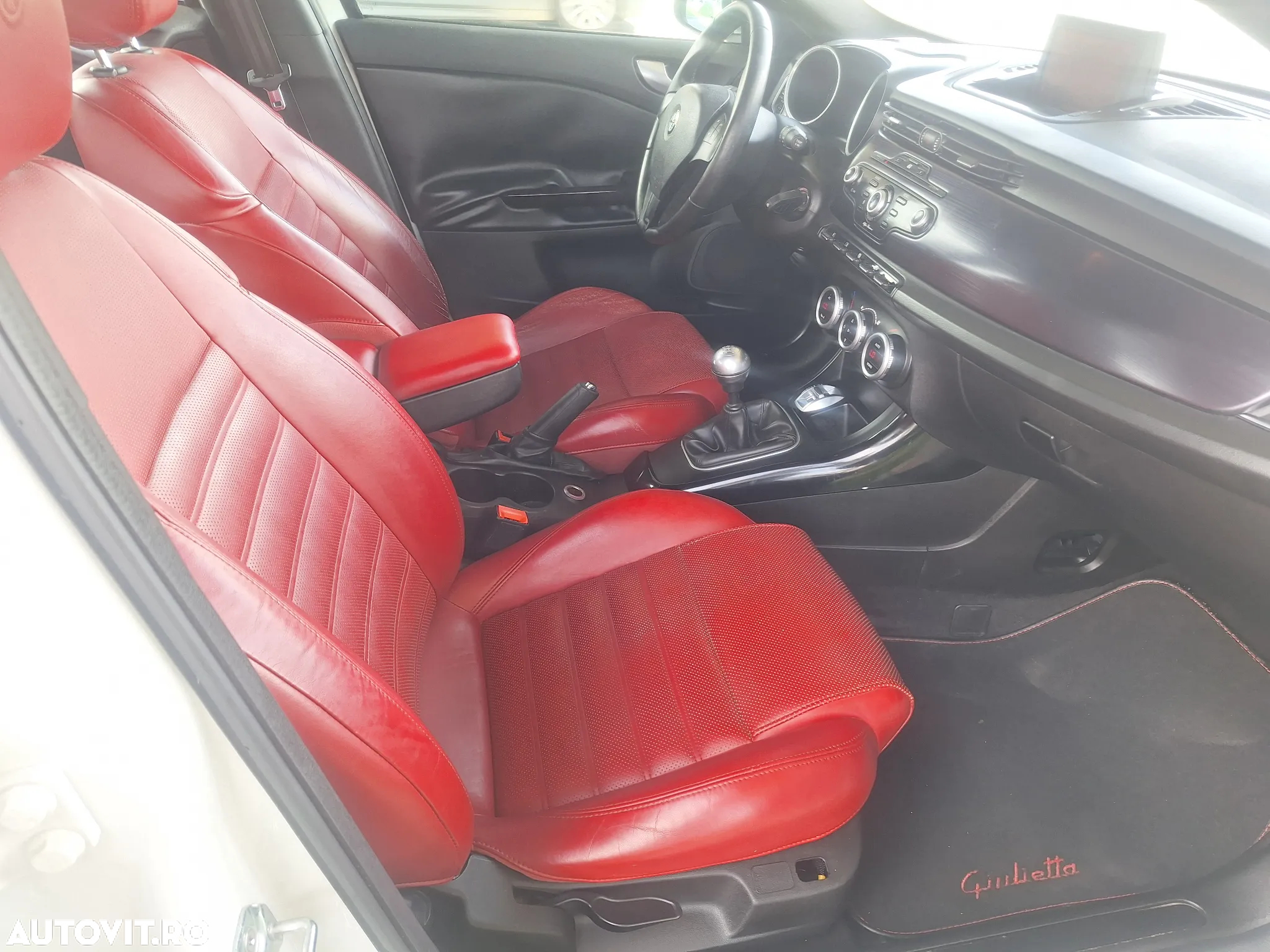Alfa Romeo Giulietta 2.0 JTDM 16V - 9