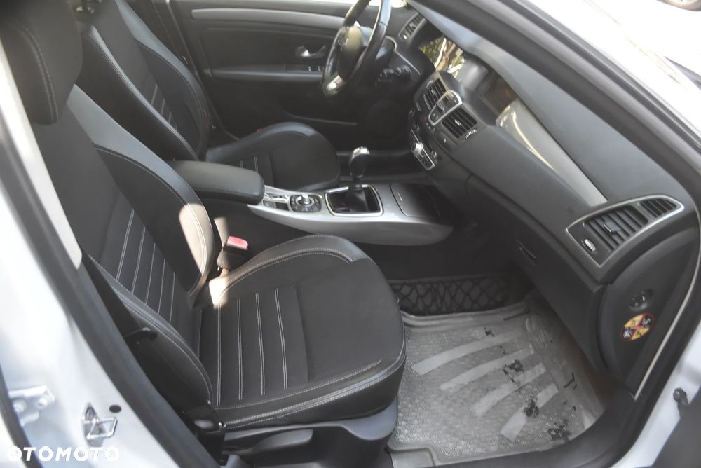 Renault Laguna dCi 110 FAP Dynamique - 8