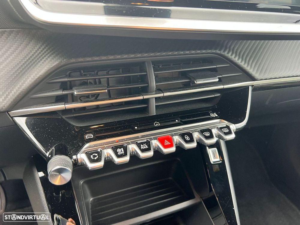 Peugeot 2008 1.2 PureTech Active - 15