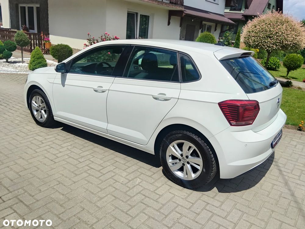 Volkswagen Polo 1.6 TDI SCR Highline - 17