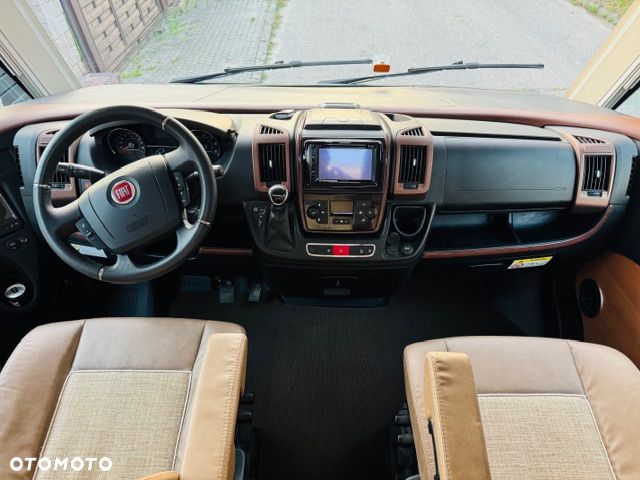 Carthago CHIC C-LINE 4.8 LE Linea Moderna - 11