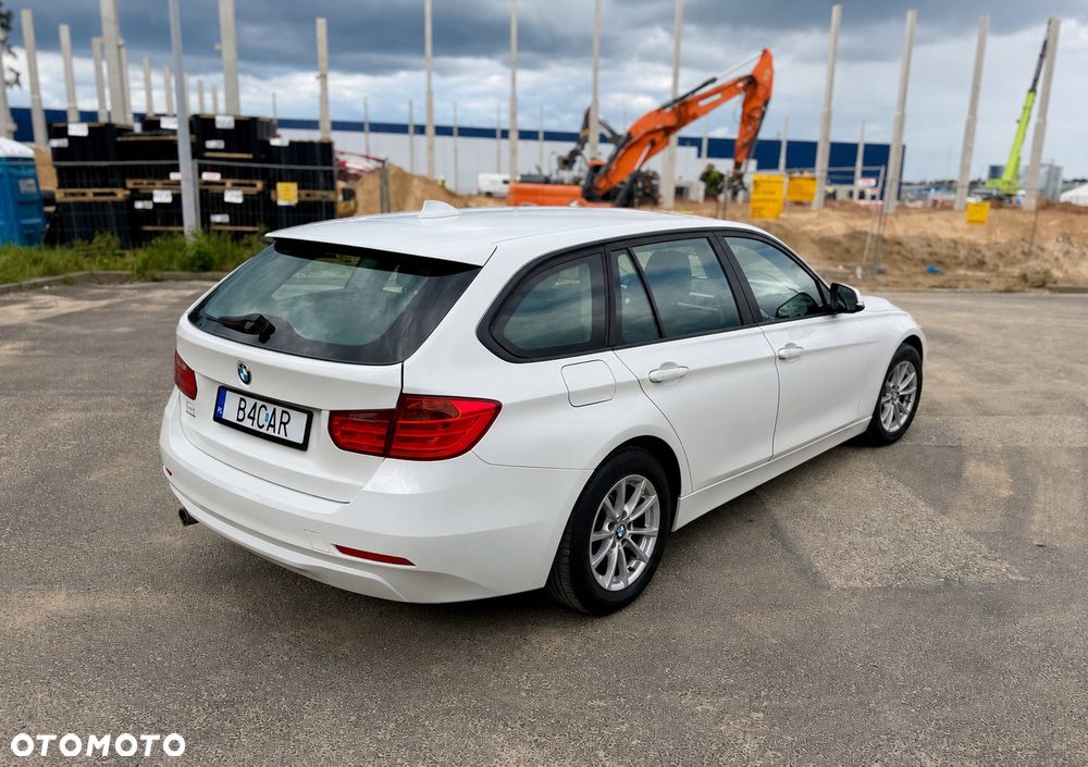 BMW Seria 3 316d - 5