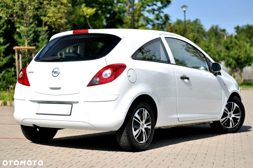 Opel Corsa - 27