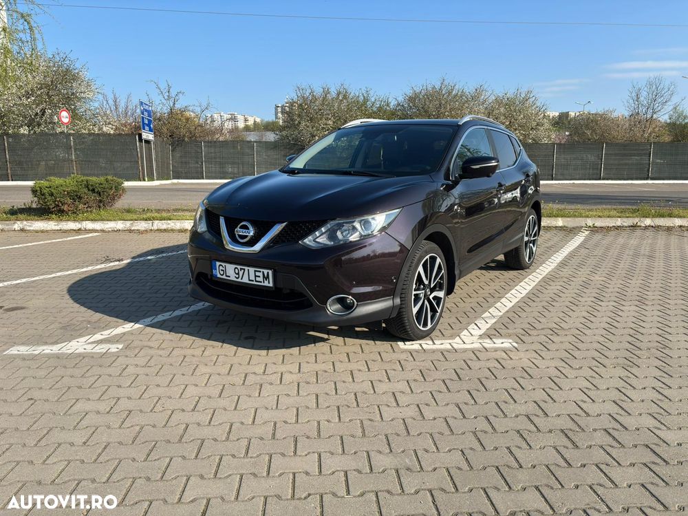 Nissan Qashqai 1.6 DCI 4 x 4 DPF Start/Stop tekna - 1