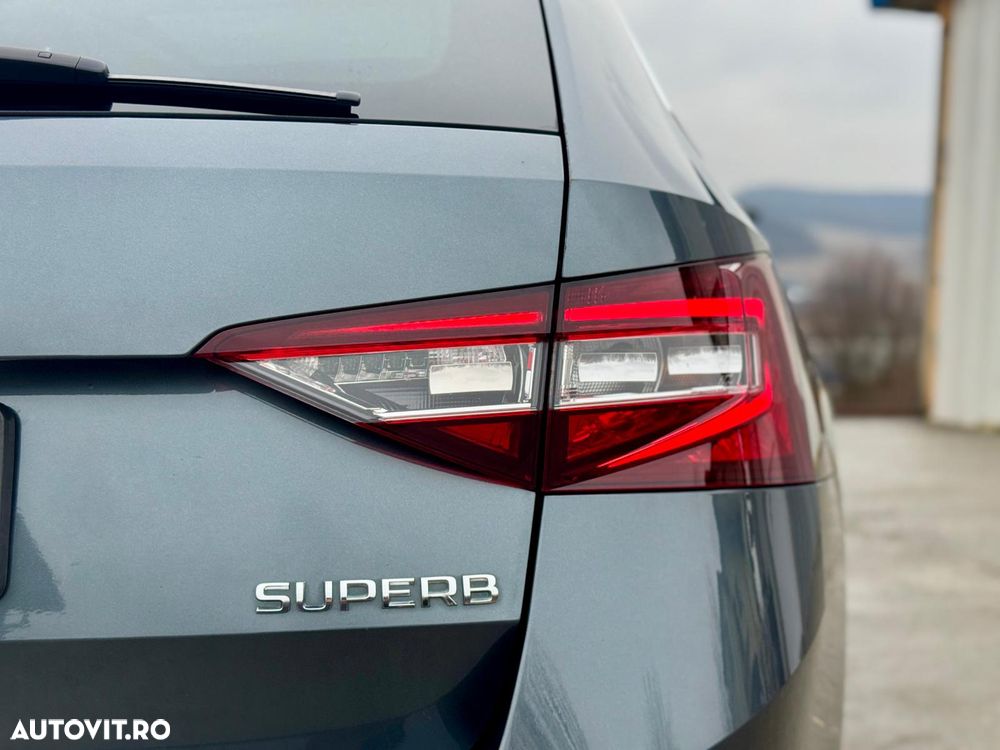 Skoda Superb 2.0 TDI DSG Premium Edition - 12