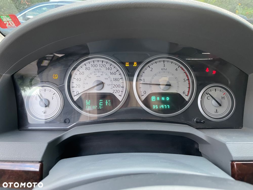 Chrysler Grand Voyager 2.8 CRD Touring - 3