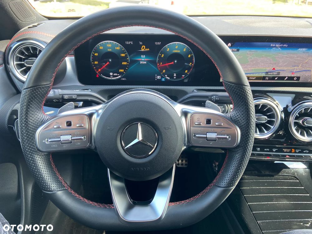 Mercedes-Benz CLA 200 AMG Line 7G-DCT - 12