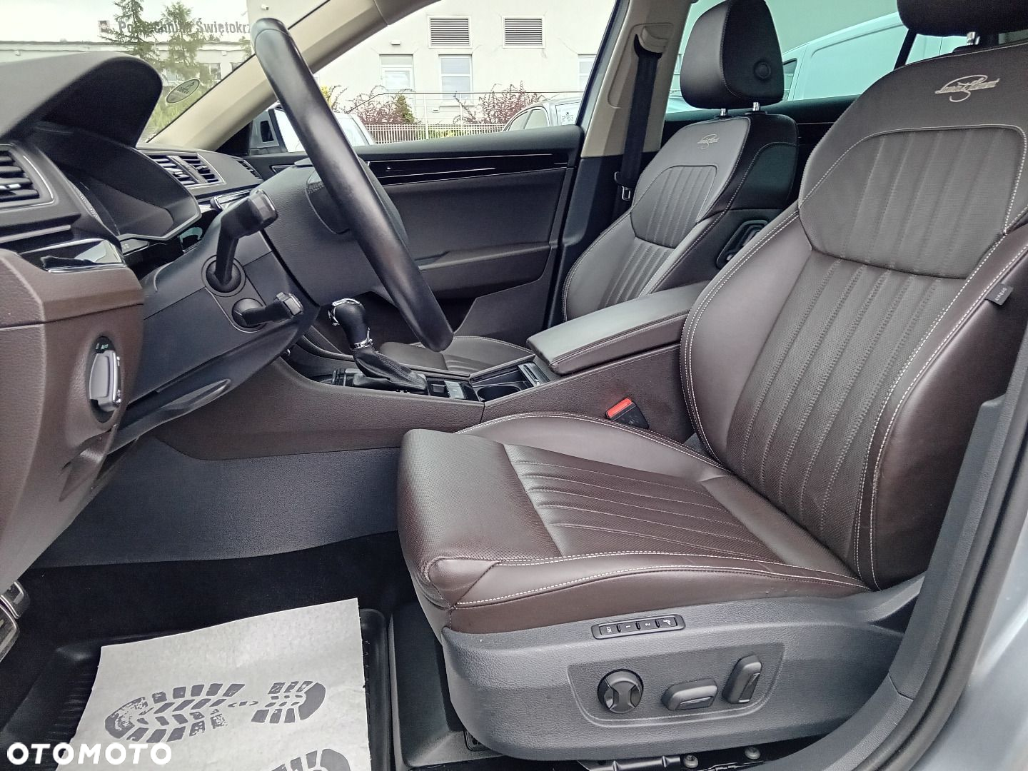 Skoda Superb 2.0 TDI SCR 4x4 L&K DSG - 31