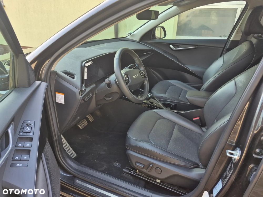 Kia Niro 64kWh L - 9