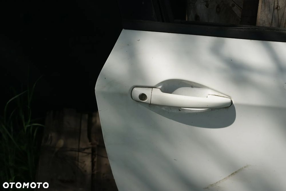 Drzwi przód przednie prawe Peugeot 208 I 3d EWP - 2