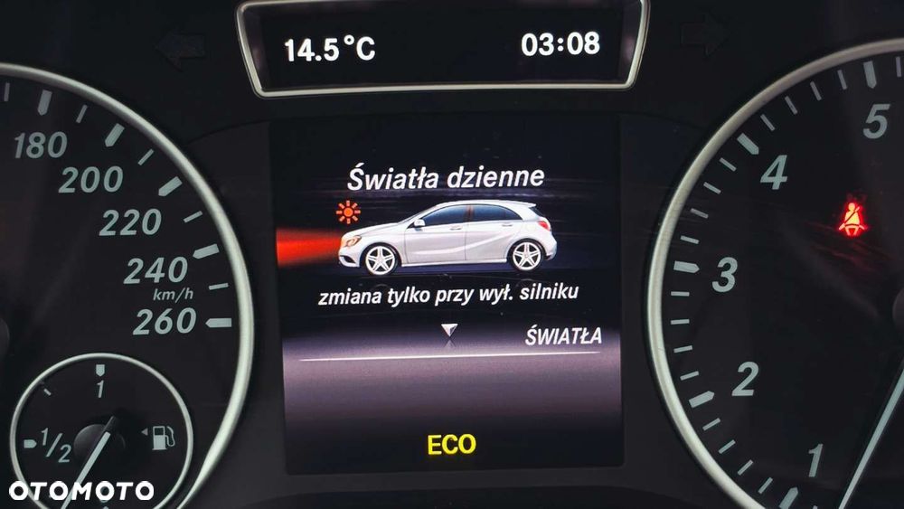 Mercedes-Benz Klasa A 180 (BlueEFFICIENCY) Urban - 21