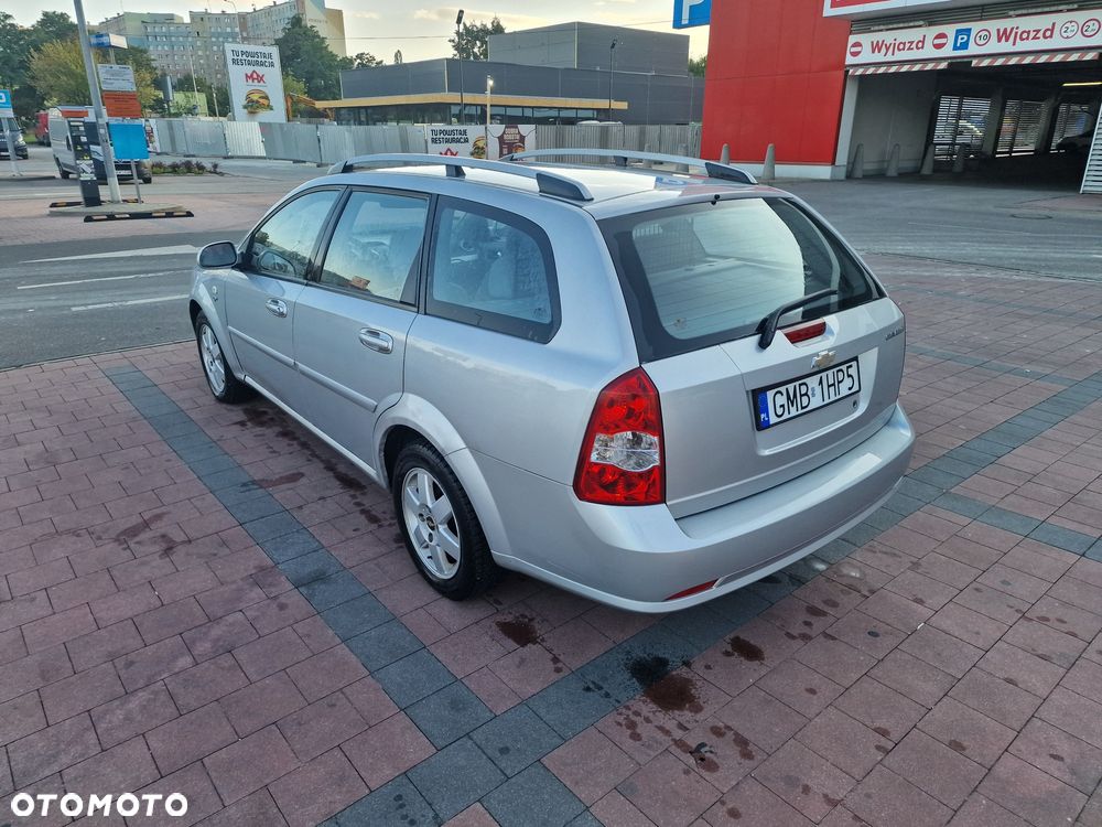 Chevrolet Lacetti - 4