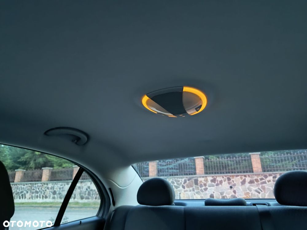 Mercedes-Benz Klasa E 200 Kompressor Elegance Sport Edition - 26