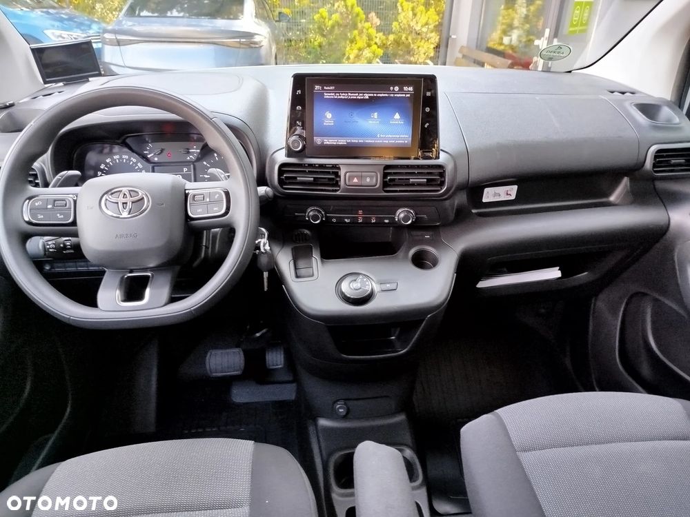 Toyota Proace City - 18