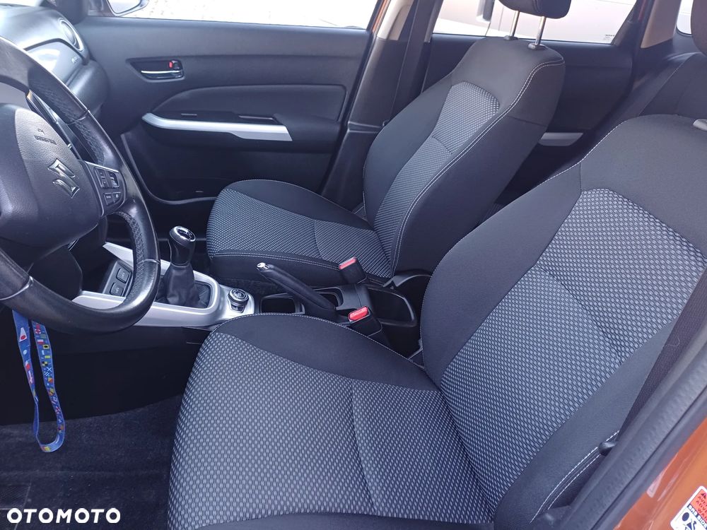 Suzuki Vitara 1.6 Comfort 4WD - 8