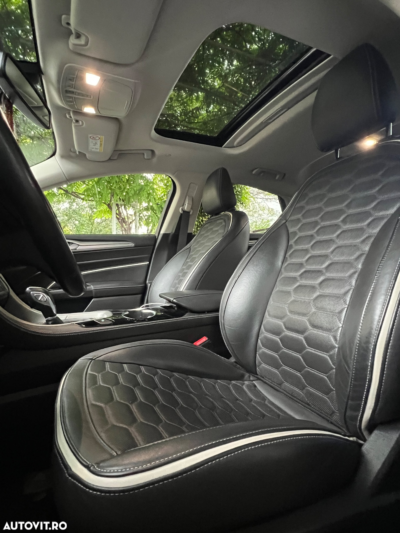 Ford Mondeo 2.0 HEV Vignale - 7