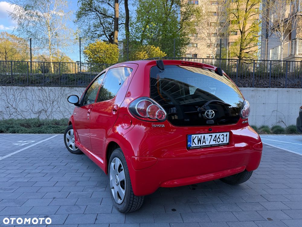 Toyota Aygo - 4