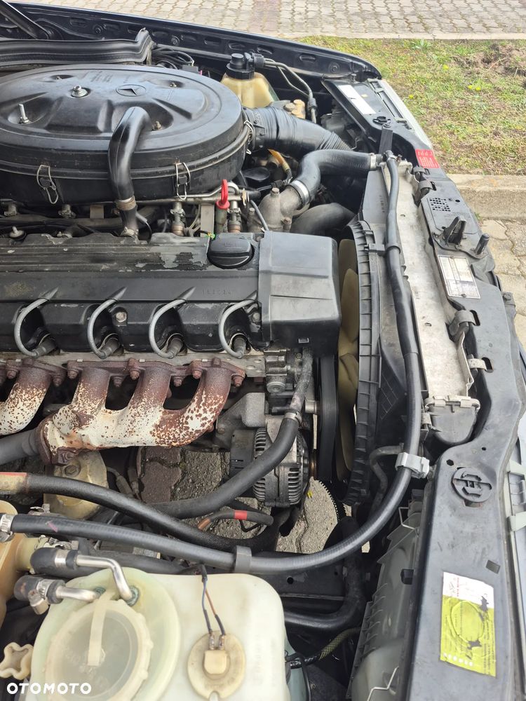 Mercedes-Benz W124 (1984-1993) - 24