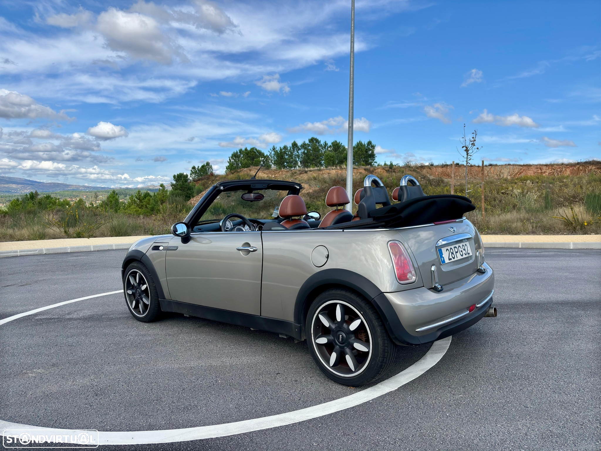 MINI Cabrio Cooper - 3