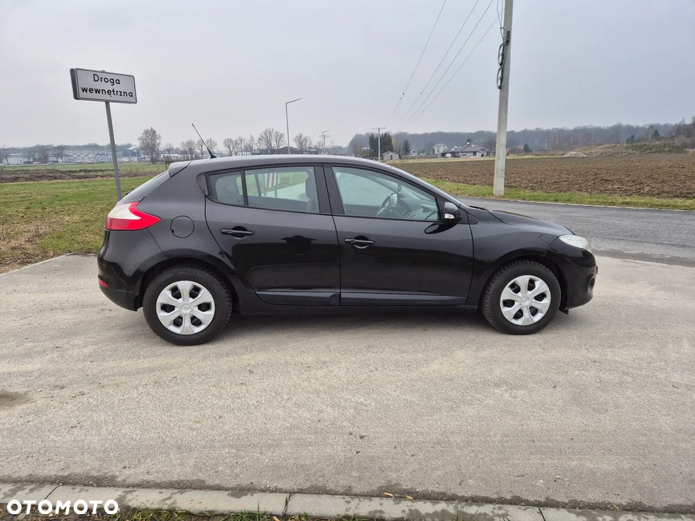 Renault Megane 1.6 16V 100 Authentique - 9