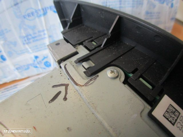 Radios A2049004011 A2049012203 A1669024304 MERCEDES C S204 W204 FASE 2  2012 200CDI 136CV 5P PRETO ORIGINAL ZGS:001 ZGS:002 Apoio Danificado - 5