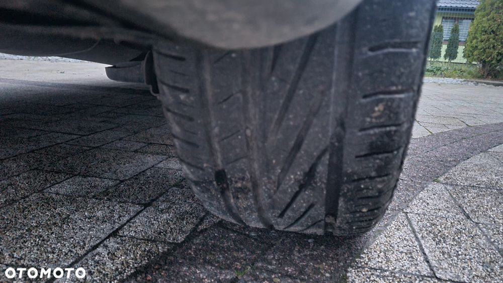 Kia Carens 1.7 CRDi Edition 7 - 12