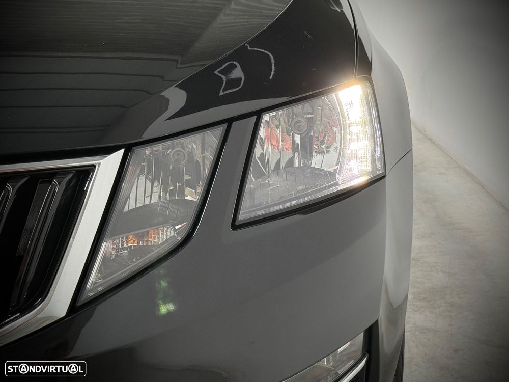 Skoda Octavia Break 1.6 TDi Ambition - 26