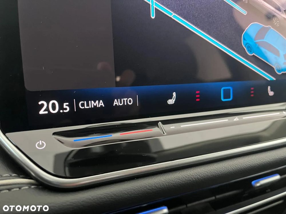 Volkswagen Passat 1.5 TSI EVO Elegance DSG - 31