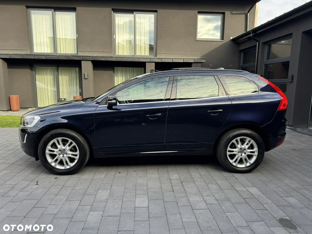 Volvo XC 60 D4 AWD Geartronic Momentum - 6