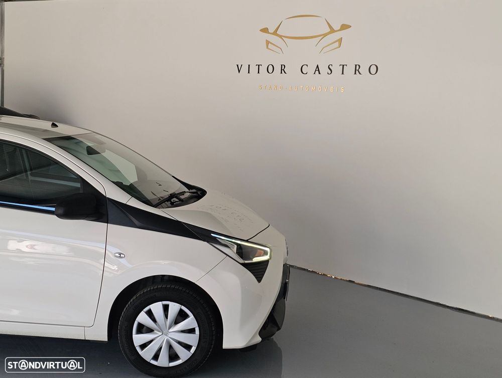Toyota Aygo 1.0 - 22