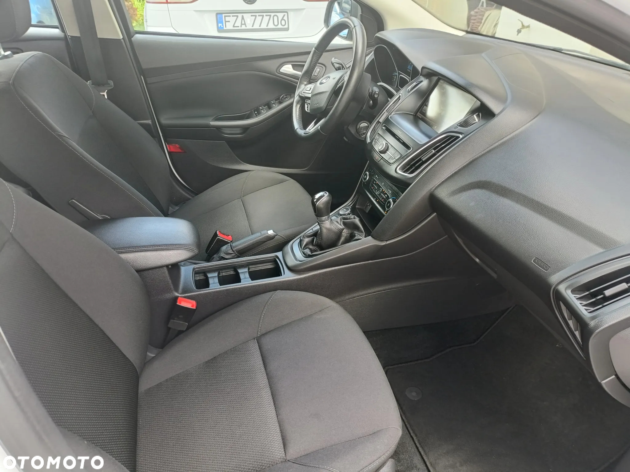 Ford Focus 1.0 EcoBoost SYNC Edition ASS - 3