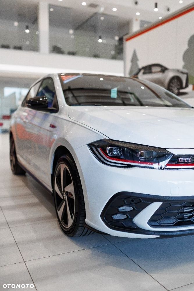 Volkswagen Polo - 16