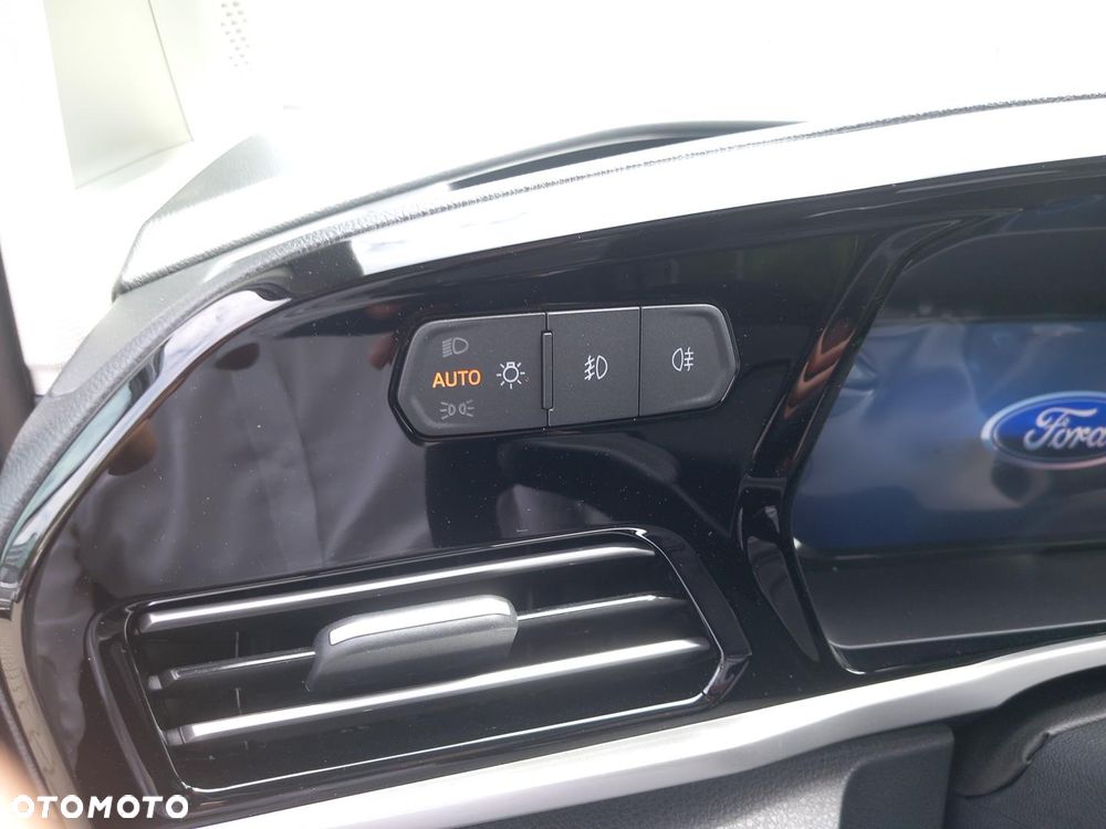 Ford Tourneo Connect Grand 2.0 EcoBlue Active - 11