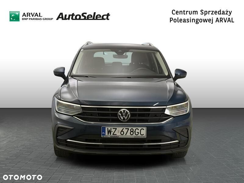 Volkswagen Tiguan - 9